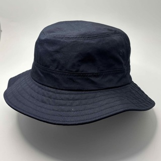 ユニクロ(UNIQLO)のユニクロ ネイビー　紺色 バケット　サファリ　ハット　帽子 57-59cm(ハット)