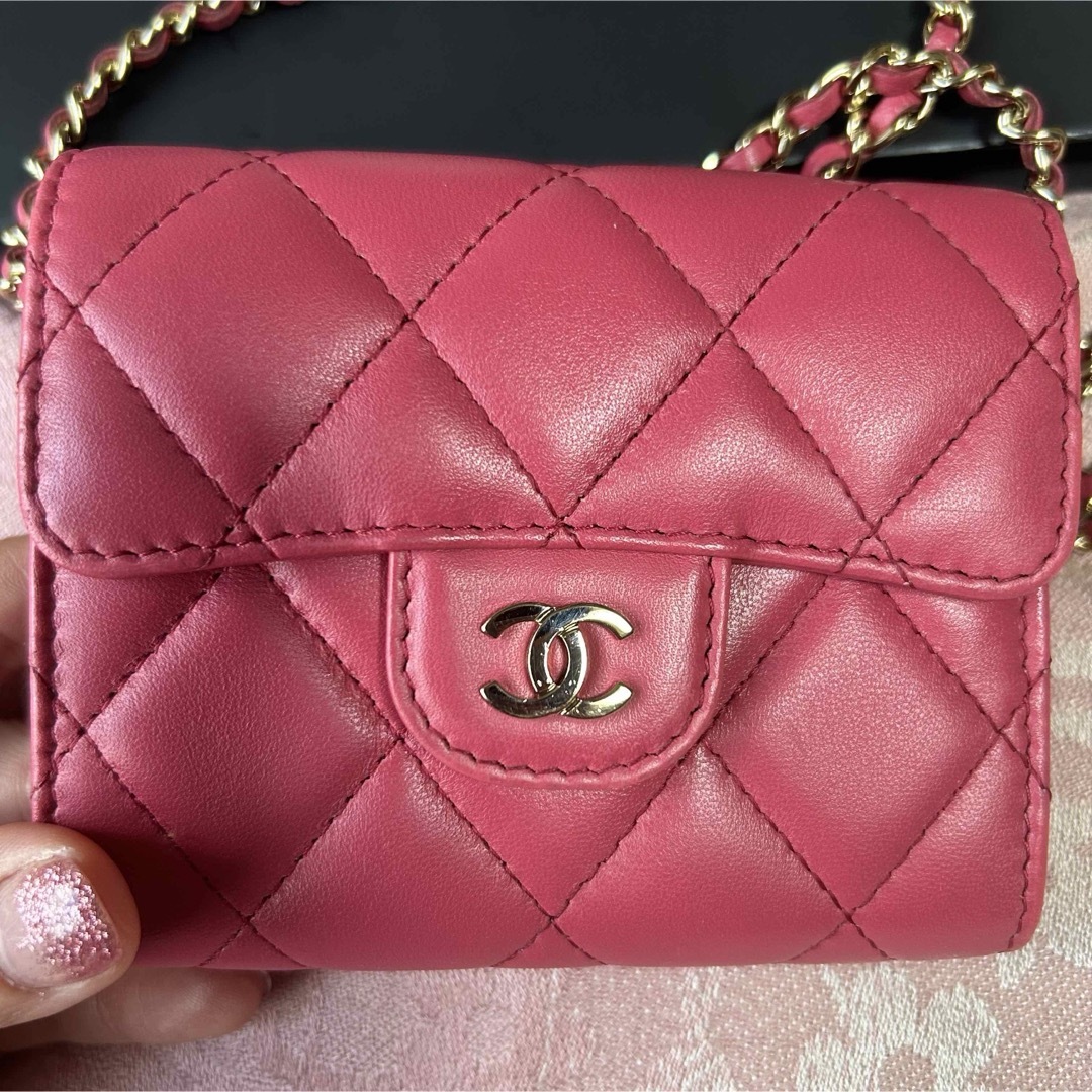 【希少カラー】CHANEL マトラッセ　ミニ財布　ナノウォレット　ピンクお札入れは綺麗だと思います