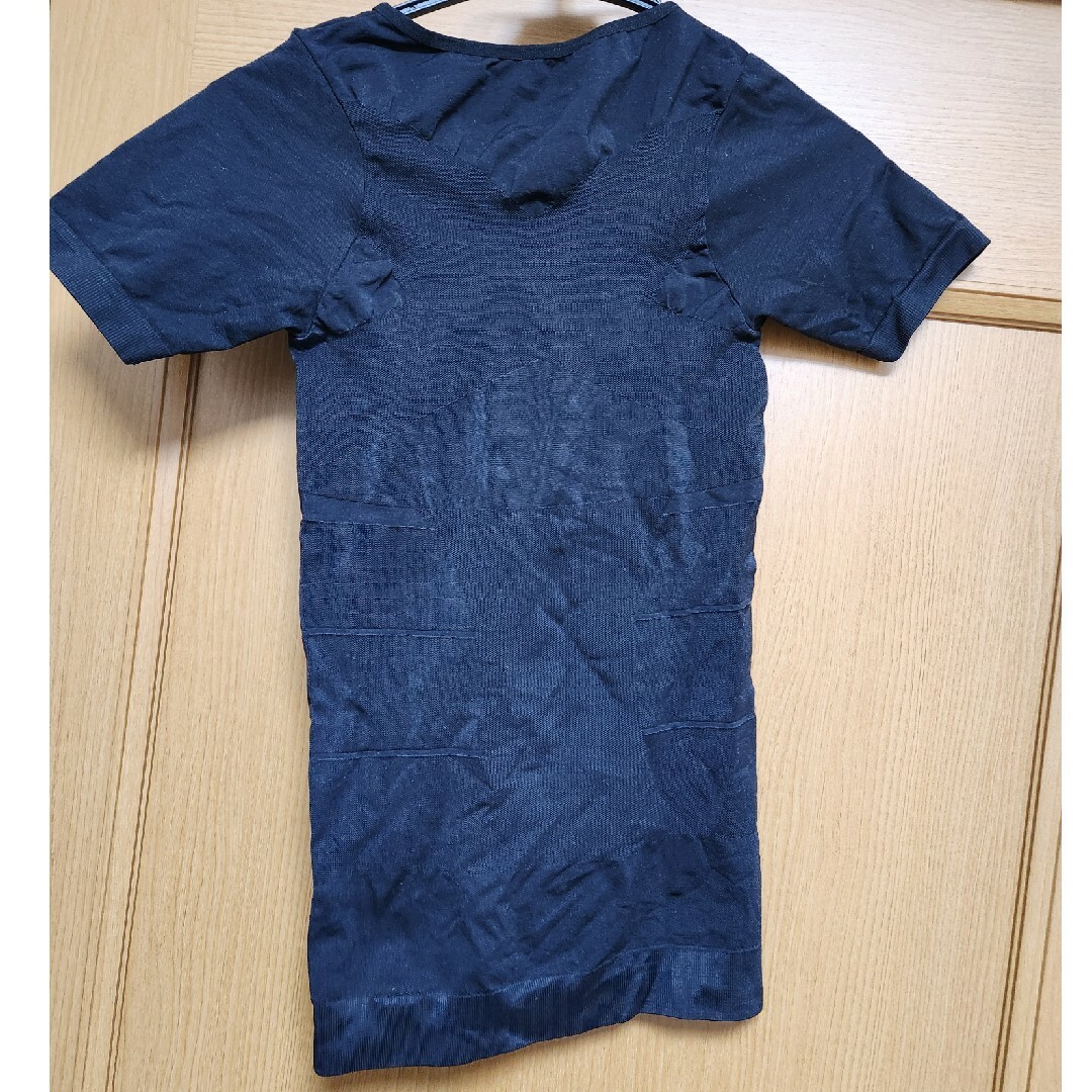 加圧インナー 補正下着 黒 ブラック InField メンズのトップス(Tシャツ/カットソー(半袖/袖なし))の商品写真