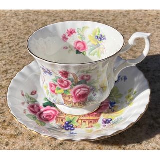 ロイヤルアルバート(ROYAL ALBERT)の英国　ROYAL ALBERT ローズトレリス　ティーカップ　C/S 送料無料(グラス/カップ)