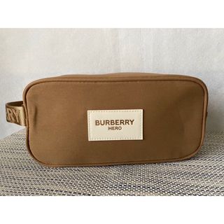 バーバリー(BURBERRY)の【BURBERRY】バーバリー ノベルティ トラベルポーチ②【新品未使用】(ポーチ)