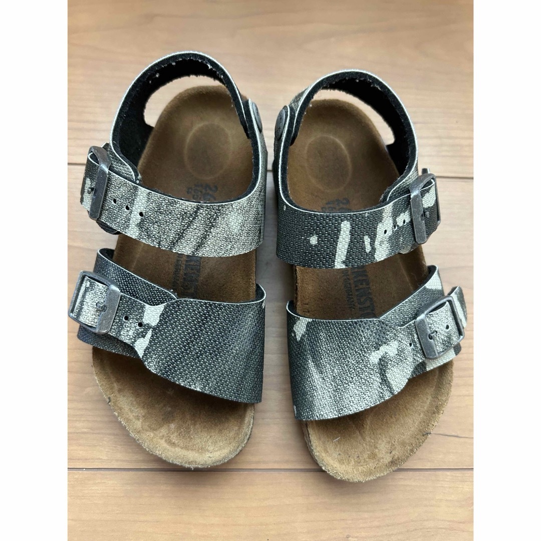 BIRKENSTOCK(ビルケンシュトック)の👞 BIRKENSTOCK サンダル/迷彩　16.5㎝ キッズ/ベビー/マタニティのキッズ靴/シューズ(15cm~)(サンダル)の商品写真