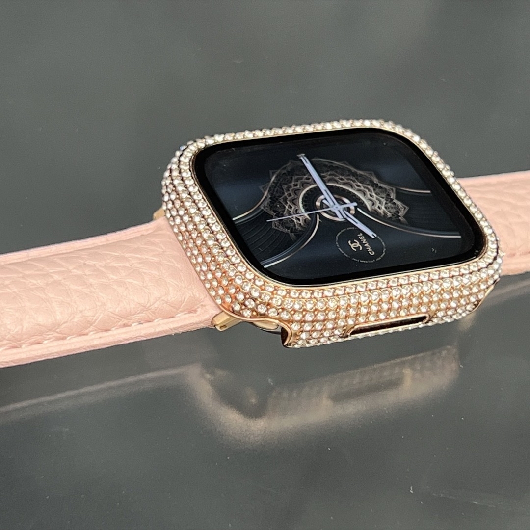 Apple Watch(アップルウォッチ)のアップルウォッチ　czケース　ピンク本革レザー レディースのファッション小物(その他)の商品写真