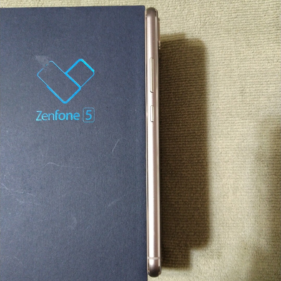 ZenFone - 美品 ZenFone 5 6GB/64GB Android13 SIMフリーの通販 ZenFone - 美品 ZenFone 5 6GB/64GB Android13 SIMフリーの通販