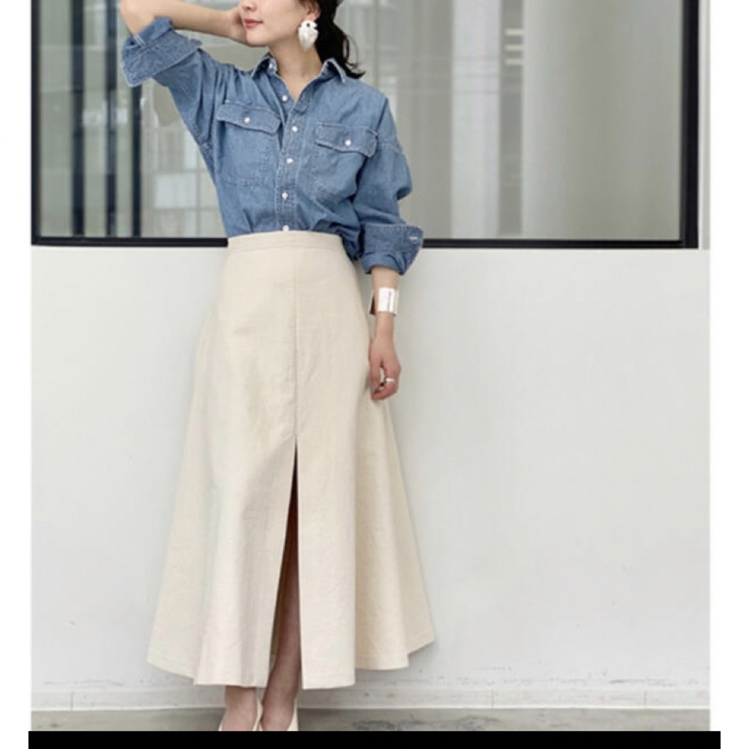 L'Appartement DEUXIEME CLASSE(アパルトモンドゥーズィエムクラス)のL'Appartement【レミレリーフ】Chambray Shirt　ブルー レディースのトップス(シャツ/ブラウス(長袖/七分))の商品写真