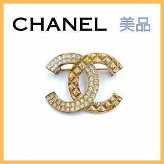 シャネル(CHANEL)のシャネル ココマーク ラインストーン ブローチ B17C レディース ゴールド(ブローチ/コサージュ)