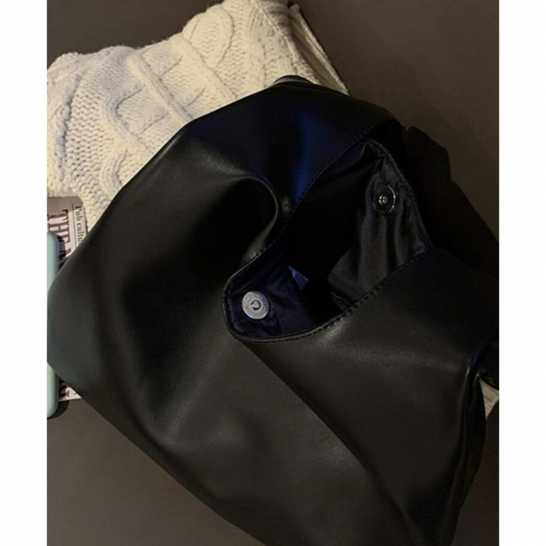 防水　ショルダートートバッグ レディースのバッグ(トートバッグ)の商品写真
