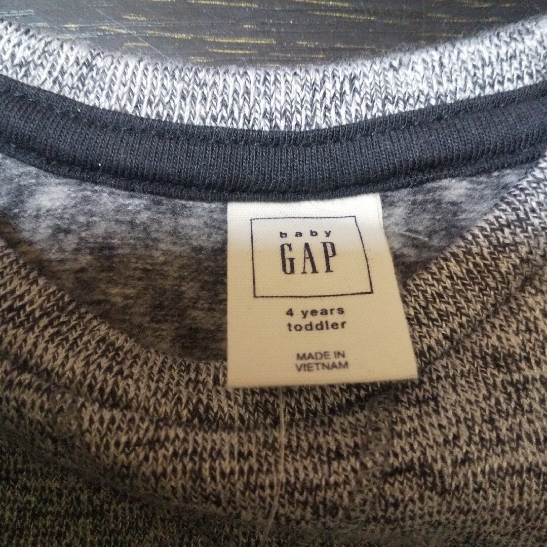 babyGAP(ベビーギャップ)の新品GAP長袖ワンピースsize105 キッズ/ベビー/マタニティのキッズ服女の子用(90cm~)(ワンピース)の商品写真