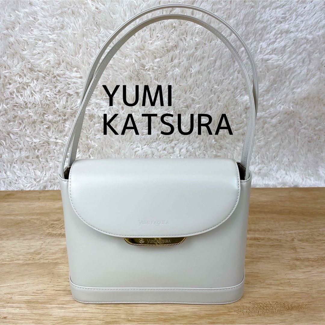 YUMI KATSURA(ユミカツラ)の美品✳︎桂由美　ユミ　カツラ　ハンドバッグ　冠婚葬祭　結婚式 レディースのバッグ(ハンドバッグ)の商品写真
