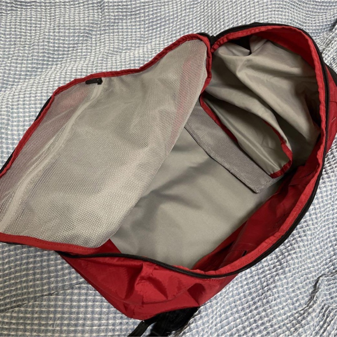 VICTORINOX(ビクトリノックス)のアルトモント アクティブ ライトウェイト 35L スポーツ/アウトドアのアウトドア(登山用品)の商品写真