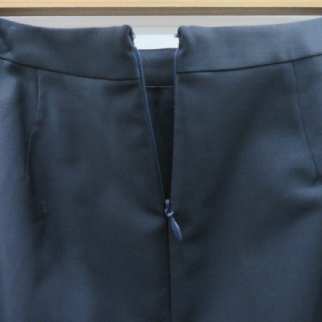 Theory luxe(セオリーリュクス)のセオリーリュクス フレアスカート ギャザースカート ひざ丈 無地 ウール 36 レディースのスカート(ひざ丈スカート)の商品写真