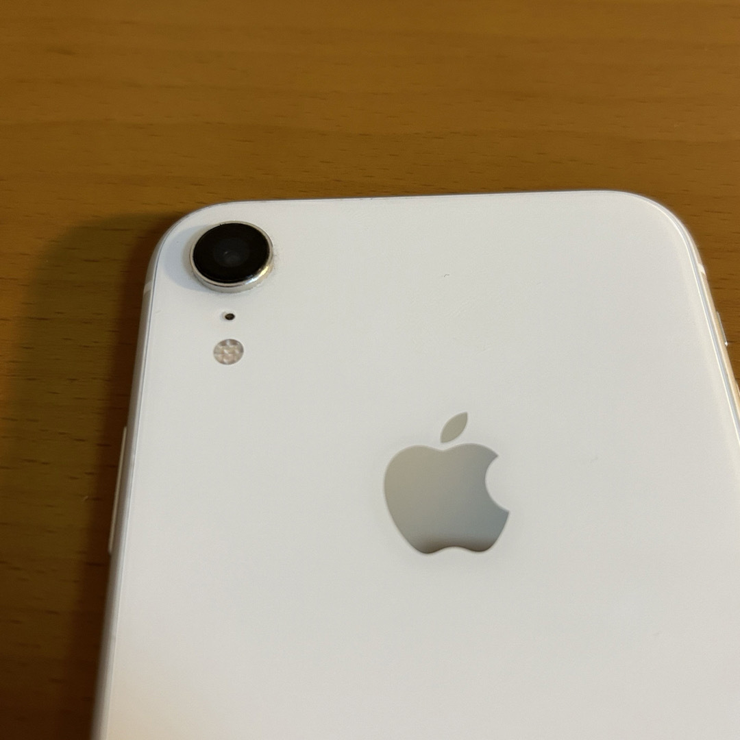 iPhone XR 64GB バッテリー93% スマホ/家電/カメラのスマートフォン/携帯電話(スマートフォン本体)の商品写真