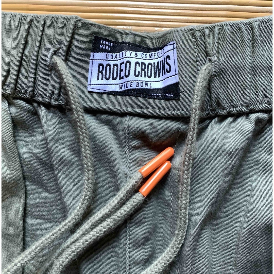 RODEO CROWNS WIDE BOWL(ロデオクラウンズワイドボウル)のロデオクラウンズ　ジョグパンツ　カーキ　サイズM レディースのパンツ(カジュアルパンツ)の商品写真