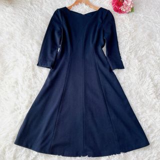 アナイ(ANAYI)の美品★アナイ　ひざ丈ワンピース　Aライン　ネイビー　現行タグ　サイズ36(ひざ丈ワンピース)