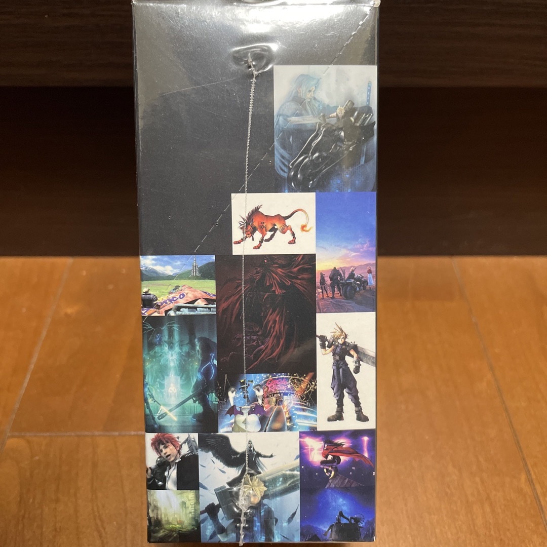 SQUARE ENIX(スクウェアエニックス)のファイナルファンタジー VII アニバーサリーアートミュージアム デジタルカード エンタメ/ホビーのトレーディングカード(Box/デッキ/パック)の商品写真