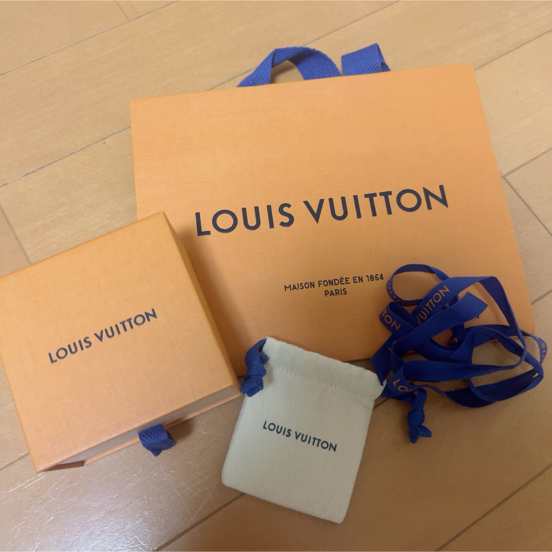 LOUIS VUITTON - ルイヴィトン♡空箱・紙袋セット ショップ袋の通販 by