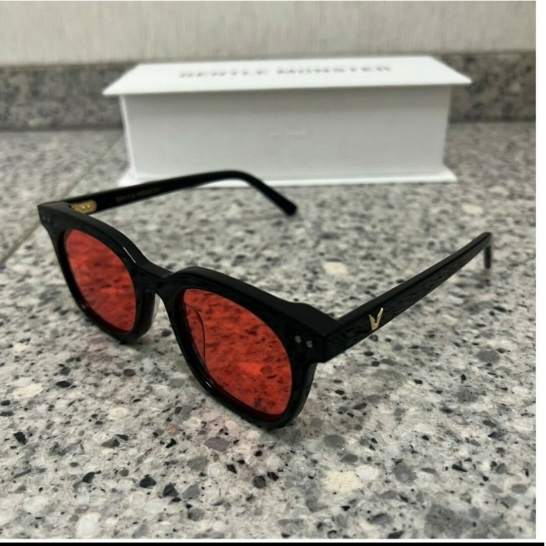 Ray-Ban - ジェントルモンスター 赤の通販 by S|レイバンならラクマ Ray-Ban - ジェントルモンスター 赤の通販 by S|レイバンならラクマ