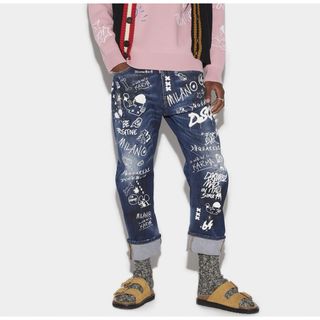 ディースクエアード(DSQUARED2)のDARK GRAFFITI WASH BIG BROTHER JEANS 44(デニム/ジーンズ)