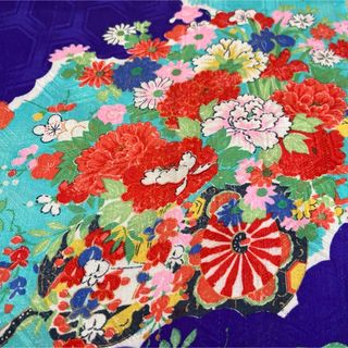 着物 はぎれ 485生地 布 ハギレ アンティーク 絹 古布 和布 古裂 和柄 着物 はぎれ 485生地 布 ハギレ アンティーク 絹 古布 和布 古裂 和柄