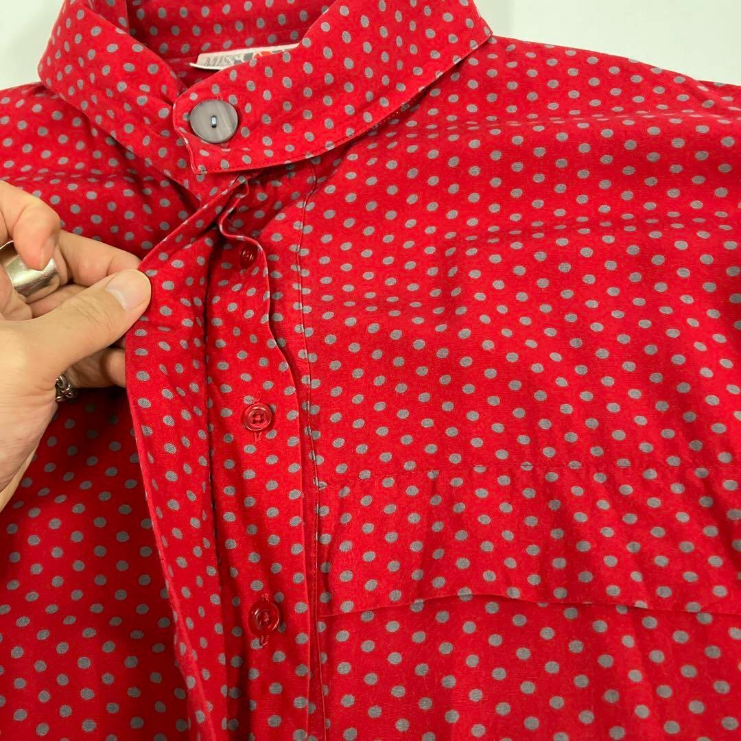 古着女子　レトロ　ドット柄　シャツ　オーバーサイズ　レッド　シャツジャケット レディースのトップス(シャツ/ブラウス(長袖/七分))の商品写真