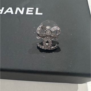 シャネル(CHANEL)のCHANEL リボン ピアス 片耳(ピアス)