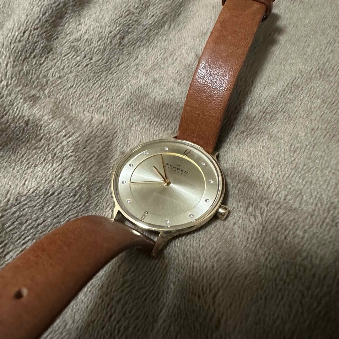 SKAGEN(スカーゲン)のANITA LILLE ミディアムブラウン レザーウォッチ/SKAGEN レディースのファッション小物(腕時計)の商品写真