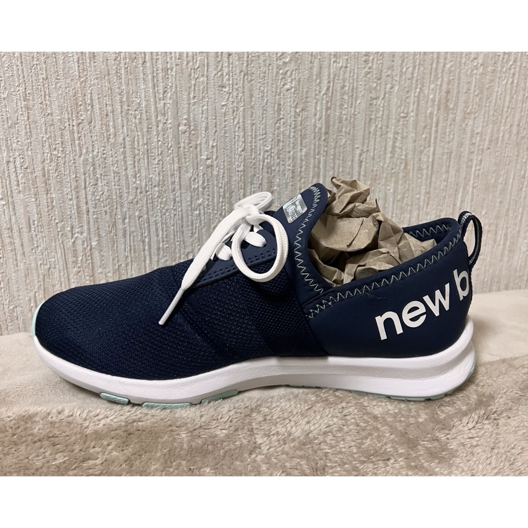 New Balance(ニューバランス)の週末SALE! 美品!  new balance  スニーカー 21cm キッズ キッズ/ベビー/マタニティのキッズ靴/シューズ(15cm~)(スニーカー)の商品写真