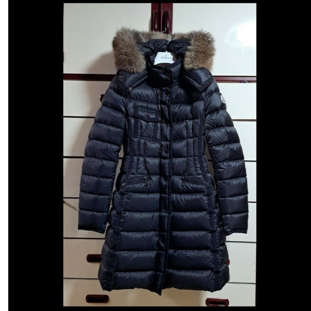 MONCLER(モンクレール)のモンクレールエルミファー本日のみ価格 レディースのジャケット/アウター(ダウンコート)の商品写真