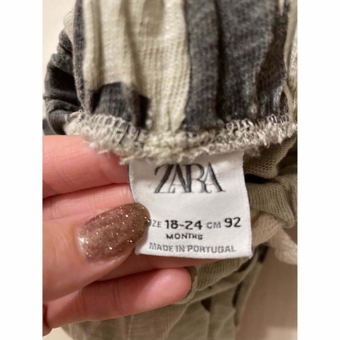 ZARA KIDS(ザラキッズ)のZARAkids ザラキッズ　パンツ キッズ/ベビー/マタニティのキッズ服男の子用(90cm~)(パンツ/スパッツ)の商品写真