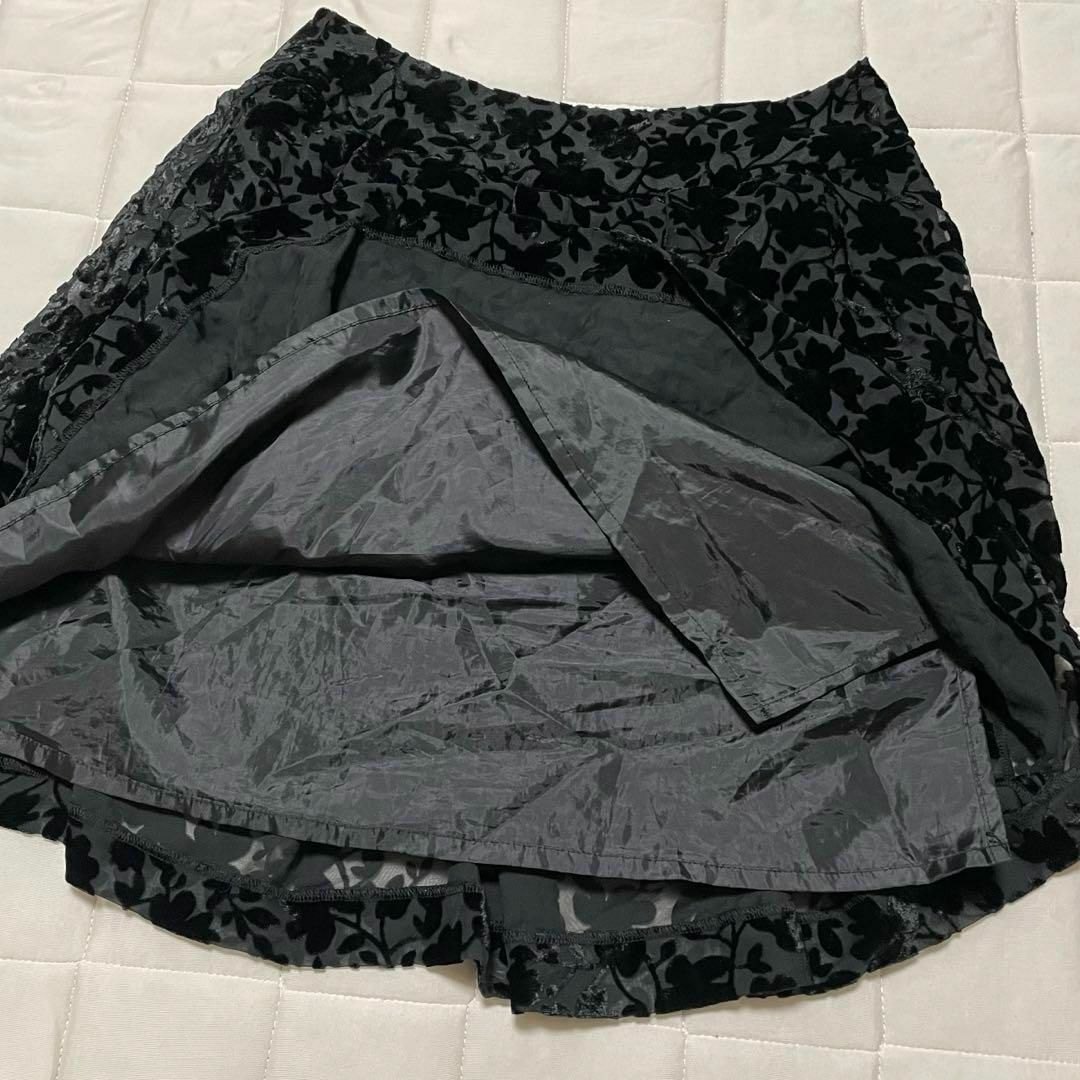 UNIQLO(ユニクロ)のy40 ユニクロ UNIQLO シアー花柄スカート オシャレ かわいい レディースのスカート(ひざ丈スカート)の商品写真