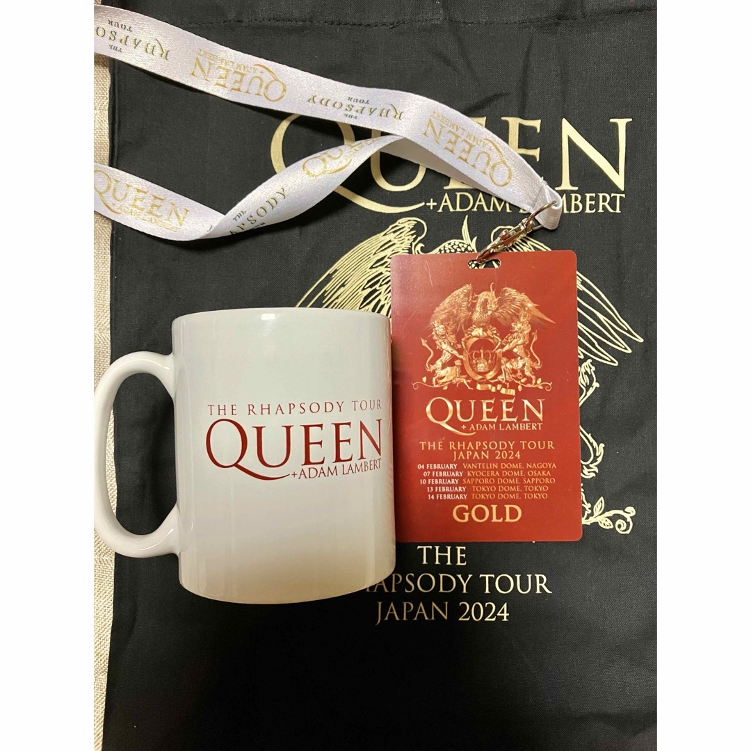 Queen(クイーン)のQUEEN クイーン＋アダム・ランバート　ゴールド特典グッズ　2024 GOLD エンタメ/ホビーのタレントグッズ(ミュージシャン)の商品写真