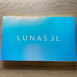 ルナソル(LUNASOL)のルナソル ステラドリームコフレ クリスマス ホリデー 2023 新品未使用(コフレ/メイクアップセット)