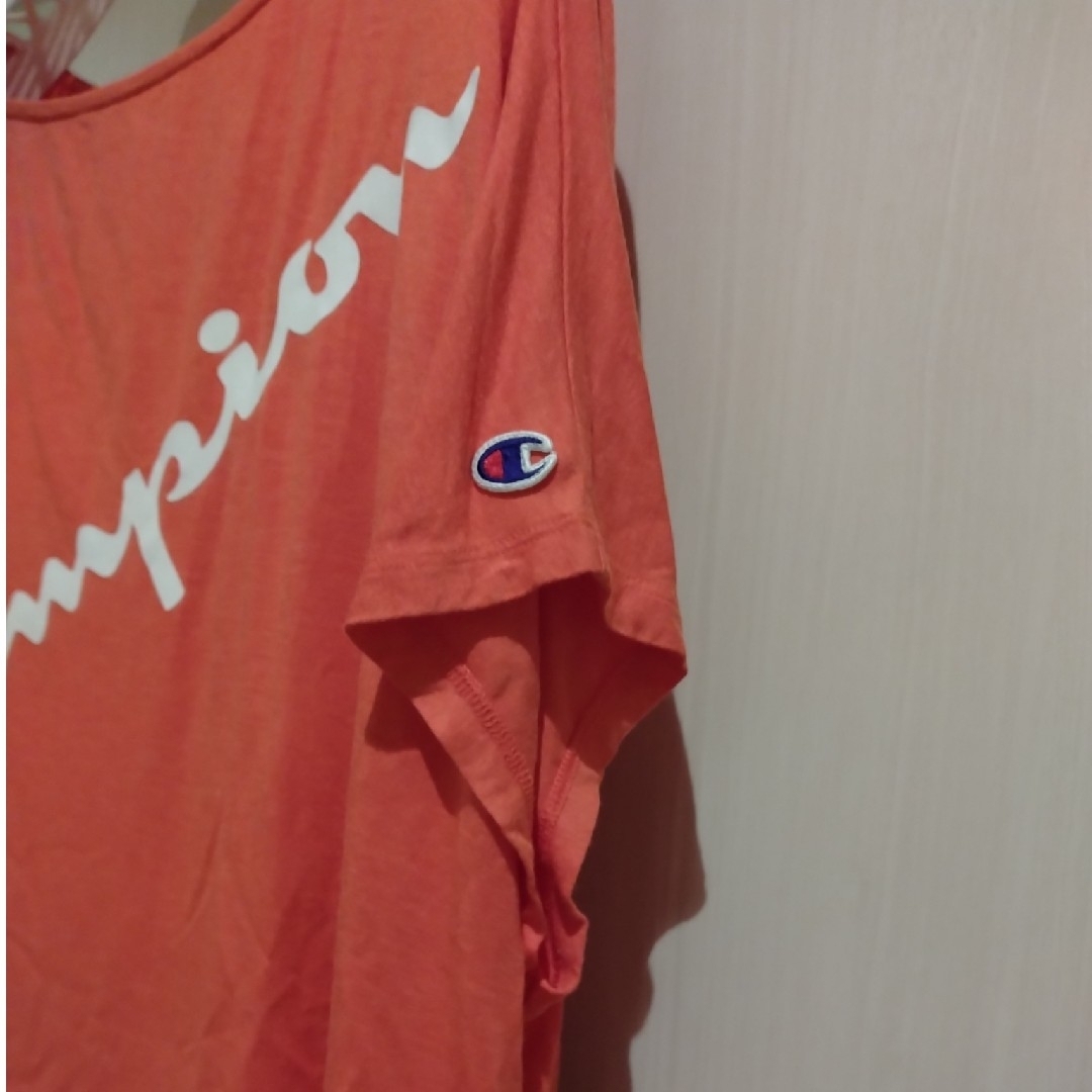 Champion(チャンピオン)の美品チャンピオンTシャツ レディースのトップス(Tシャツ(半袖/袖なし))の商品写真