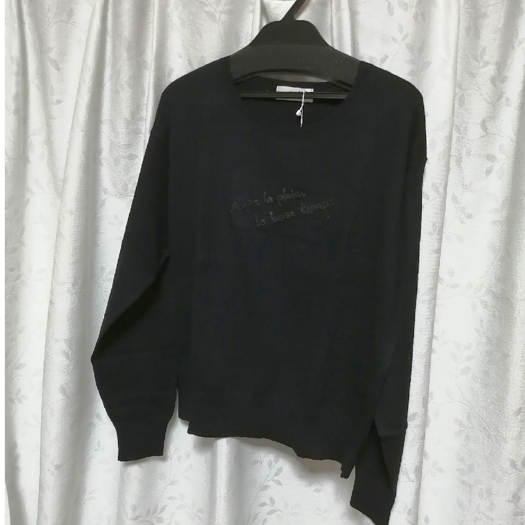 NICOLE(ニコル)の新品　定価18000円　ブティックニコル　ロゴセーター　ブラック レディースのトップス(ニット/セーター)の商品写真
