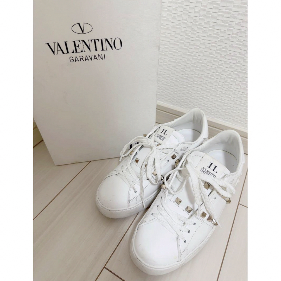 VALENTINO(ヴァレンティノ)のバレンティノ　スニーカー レディースの靴/シューズ(スニーカー)の商品写真