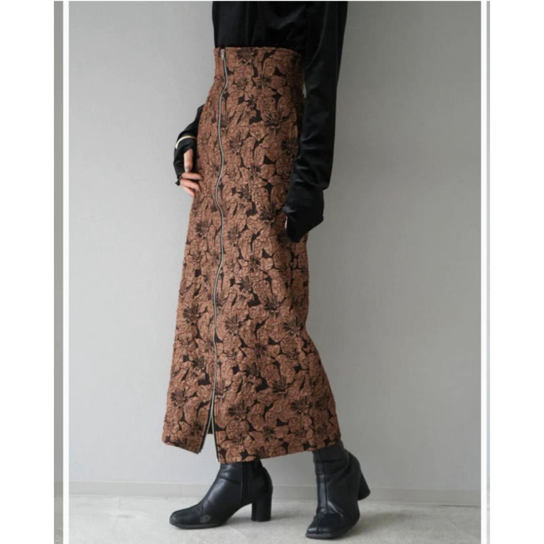 BONJOUR SAGAN(ボンジュールサガン)のフロントジップジャガードスカート　ブラウン　lumier リュミエ レディースのスカート(ロングスカート)の商品写真