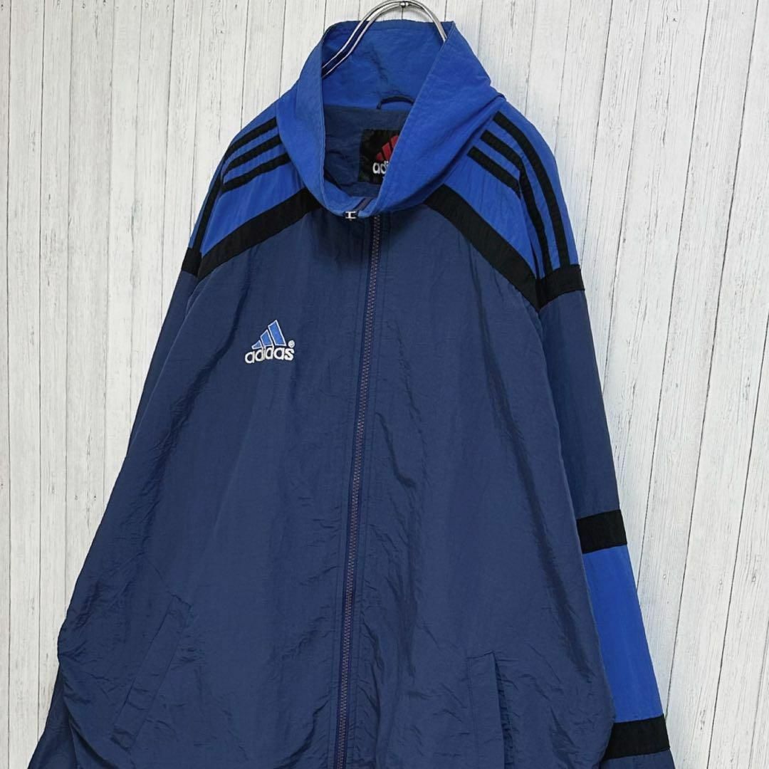 adidas(アディダス)のアディダス　ナイロンジャケット　ビッグシルエット　刺繍ロゴ　ブルー　XL メンズのジャケット/アウター(ナイロンジャケット)の商品写真