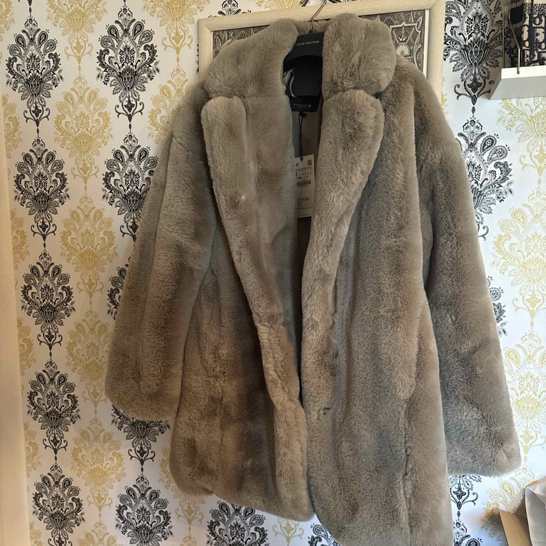 ZARA - ZARA ☆ファーコート新品未使用の通販 by ☆R's shop ZARA - ZARA ☆ファーコート新品未使用の通販 by ☆R's shop