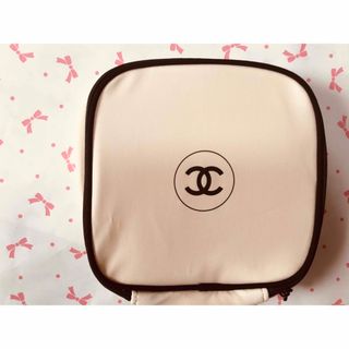 CHANEL - 新品 CHANEL シャネル ノベルティ ポーチ エナメルの通販 by ...