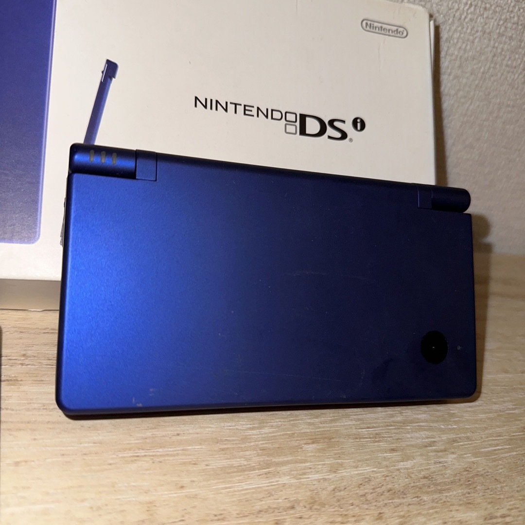 ニンテンドーDS(ニンテンドーDS)のNintendo NINTENDO DS 本体 ニンテンドー DSI METAL エンタメ/ホビーのゲームソフト/ゲーム機本体(携帯用ゲーム機本体)の商品写真