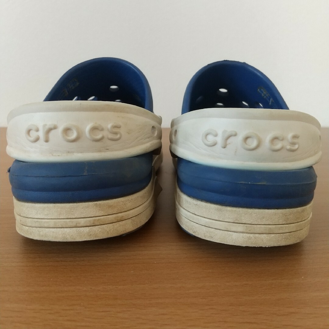 crocs(クロックス)のクロックス☆19 キッズ/ベビー/マタニティのキッズ靴/シューズ(15cm~)(サンダル)の商品写真