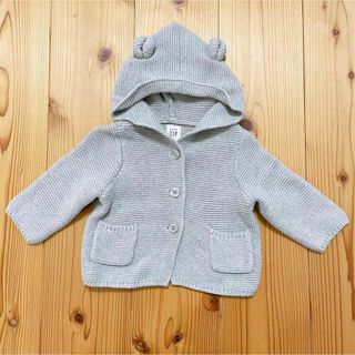 ベビーギャップ(babyGAP)のbabyGAP くまさんカーディガン セーター グレー 60cm(カーディガン/ボレロ)