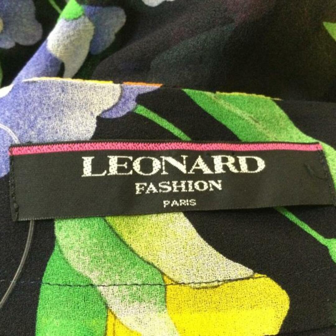 LEONARD(レオナール)のLEONARD(レオナール) ワンピース サイズ9R レディース美品  - 黒×ピンク×マルチ 半袖/ミニ/花柄 レディースのワンピース(その他)の商品写真