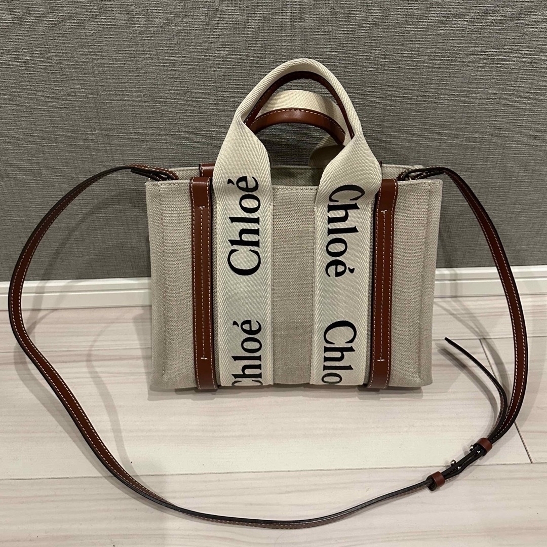 Chloe(クロエ)のChloe Woodyスモールトートバッグ レディースのバッグ(ショルダーバッグ)の商品写真
