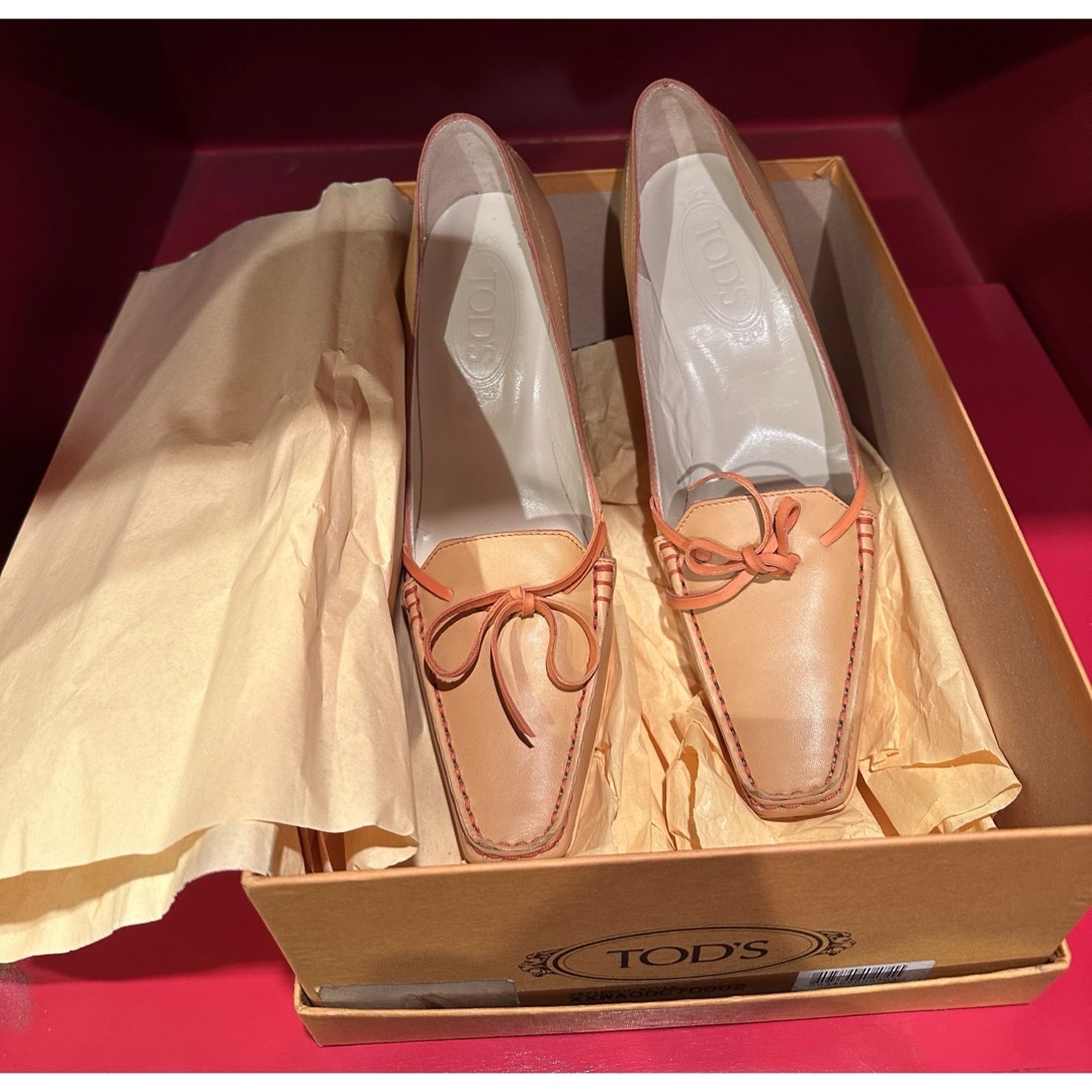 パンプス　37 Tod's   未使用