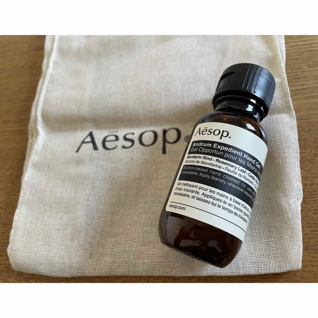 Aesop(イソップ)の新品未使用✨Aesopイソップ  ハンドジェル 50mL＋巾着付き  コスメ/美容のコスメ/美容 その他(その他)の商品写真