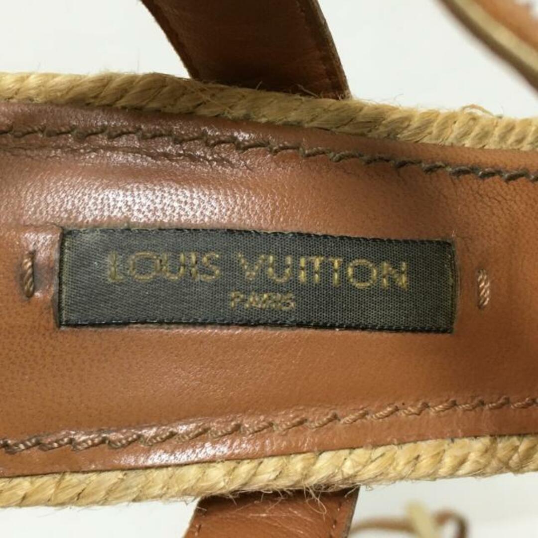 LOUIS VUITTON(ルイヴィトン)のLOUIS VUITTON(ルイヴィトン) サンダル 34 1/2 レディース - ブラウン×ベージュ×ゴールド ウェッジソール/型押し加工 レザー×麻 レディースの靴/シューズ(サンダル)の商品写真