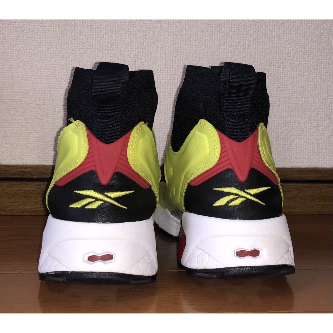 Reebok(リーボック)の24.5cm 良品 REEBOK INSTA PUMP FURY OG ULTK レディースの靴/シューズ(スニーカー)の商品写真