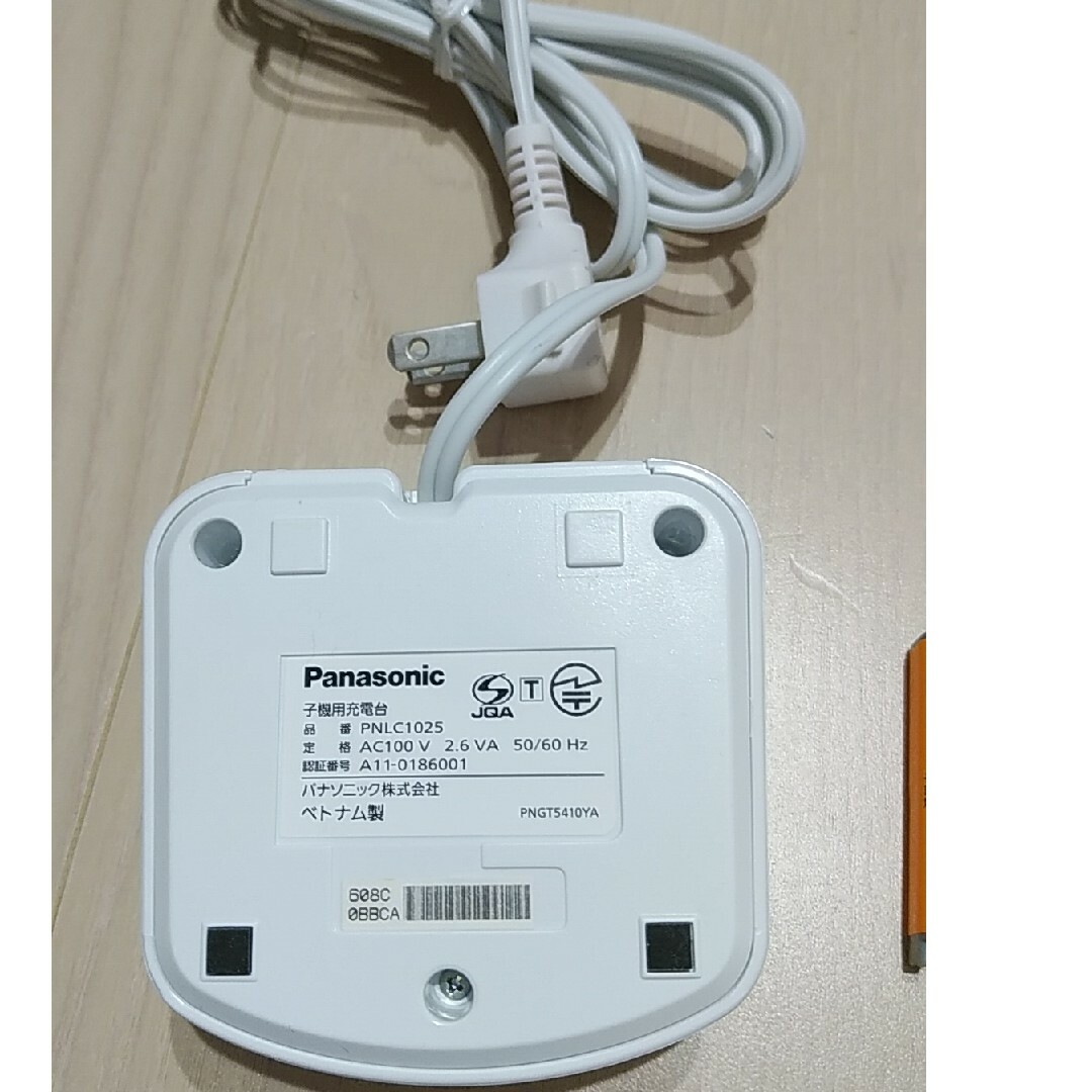 Panasonic(パナソニック)のぴぃ様専用　ほぼ未使用　モニター付きインターホンの子機 VL-WD613 スマホ/家電/カメラのスマホ/家電/カメラ その他(防犯カメラ)の商品写真