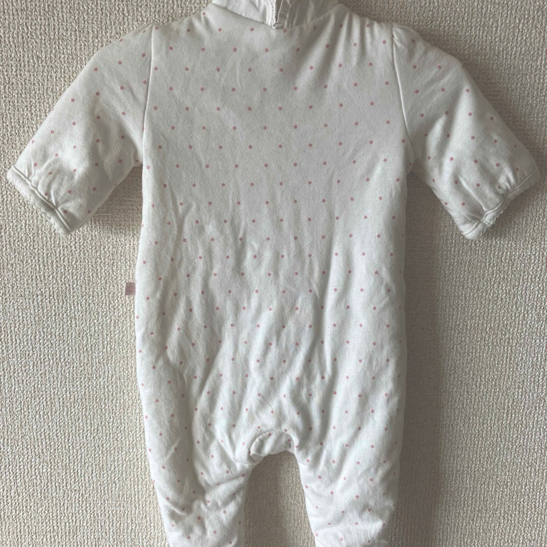 babyGAP(ベビーギャップ)のベビーギャップ　BABY　GAP　足つきロンパース　中綿　60cm キッズ/ベビー/マタニティのベビー服(~85cm)(ロンパース)の商品写真